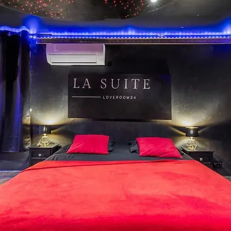 Coconroom Balneo-sauna La Apartment Valros